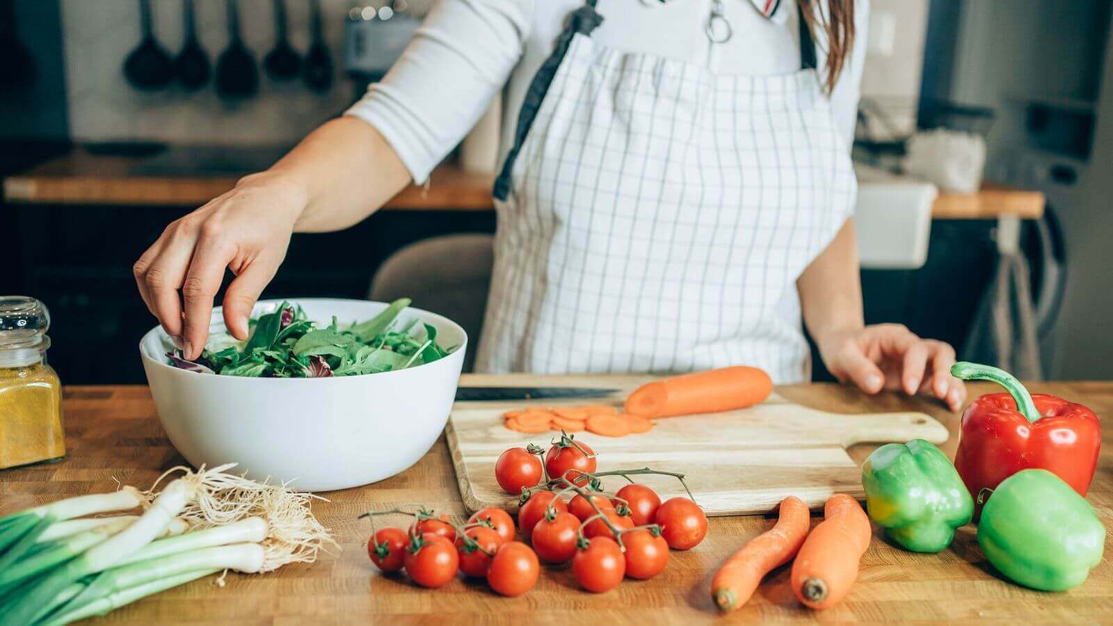 Exploring the Benefits of Plant-Based Diets: Insights from the American ...